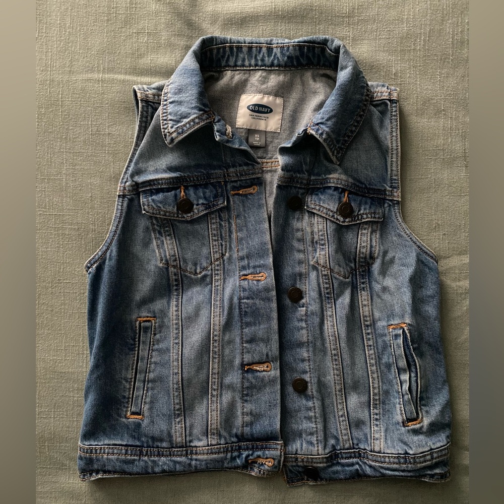 Old Navy Jean Vest, size XS, light wash